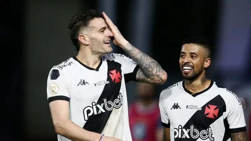 Vegetti debutó con gol y lo festejó a lo “Pirata”