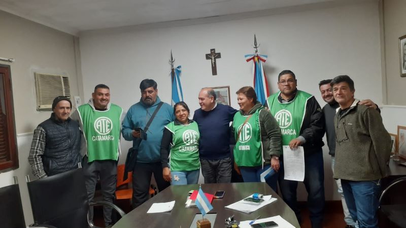 Acuerdan aumento del 50% en Chumbicha