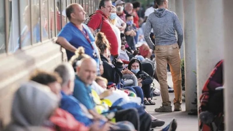 El desempleo bajó al 5,4% en el tercer trimestre del año pasado