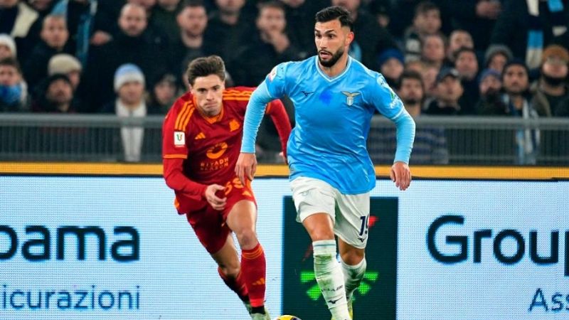 Lazio, del Taty Castellanos, a las “semis” de la Copa Italia