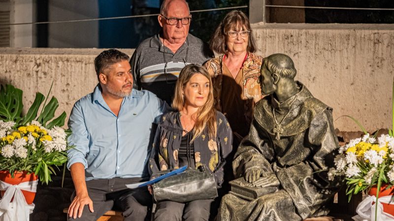 Entronizan escultura del Beato Mamerto Esquiú en su casa natal