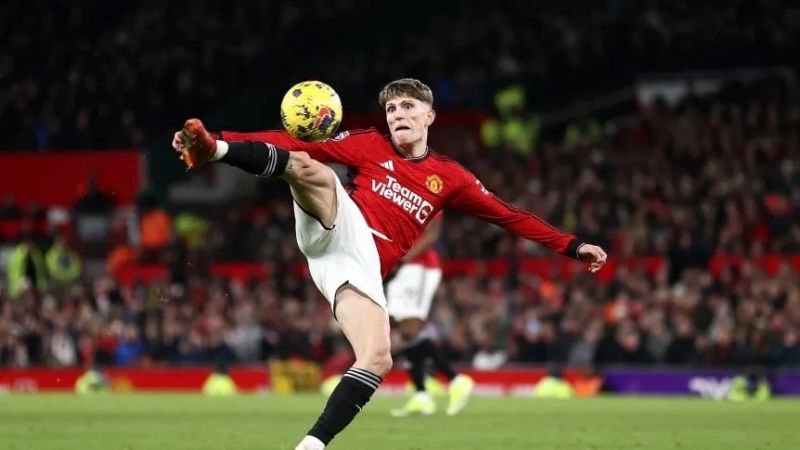 Empate 2-2 del United y Tottenham