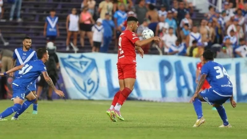 Vélez venció 1-0 a Belgrano, en Uruguay