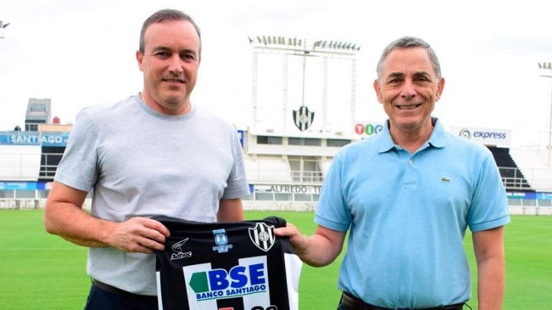 Balbo fue presentado como DT de Central Córdoba