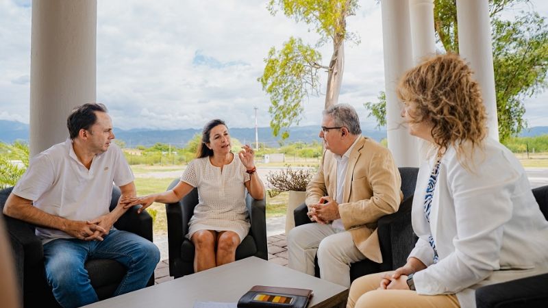 Confirman el traspaso del sistema educativo municipal de Valle Viejo a la Provincia