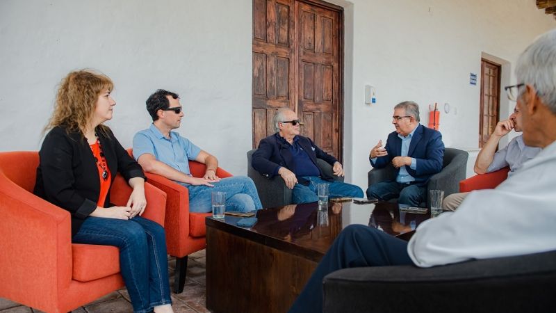 Empresa textil italiana interesada en fibra de vicuña catamarqueña