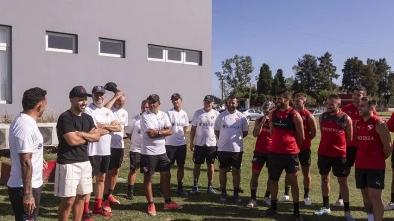 El hijo del “Kun” se prueba en Independiente