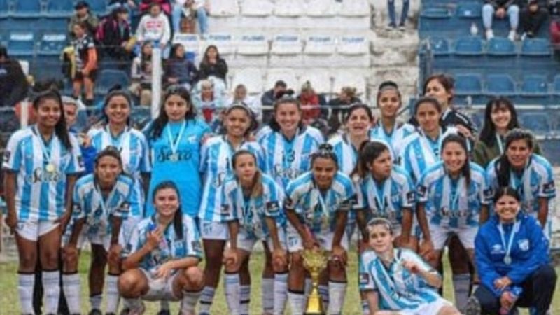 Triangular de Femenino "Despidiendo a Atl. Tucumán"