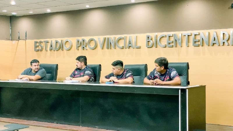 Encienden los motores; el Rally tuvo su primera reunión