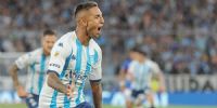 RACING fue contundente y se recuperó con una goleada ante Tigre; Almendra hizo el primero.