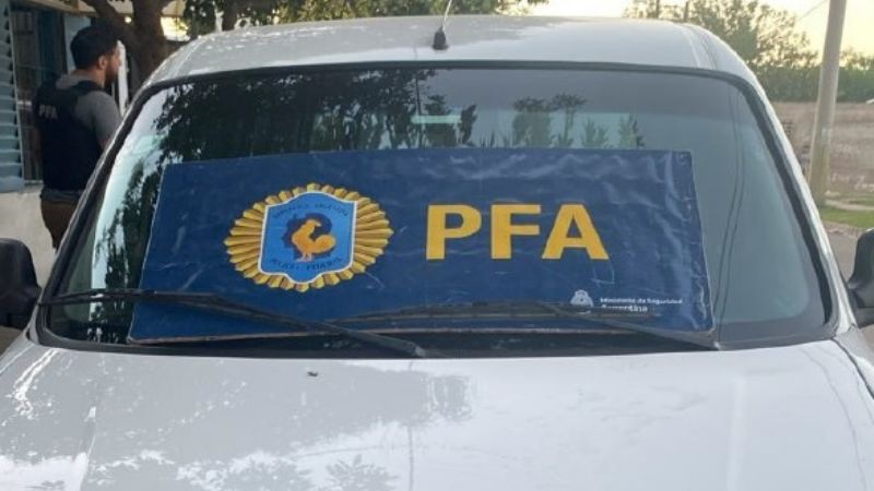 Tres personas quedaron detenidas por venta de estupefacientes