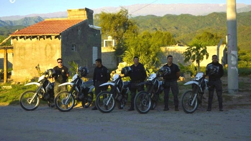 Intensa búsqueda de dos jóvenes desaparecidos en la Capital