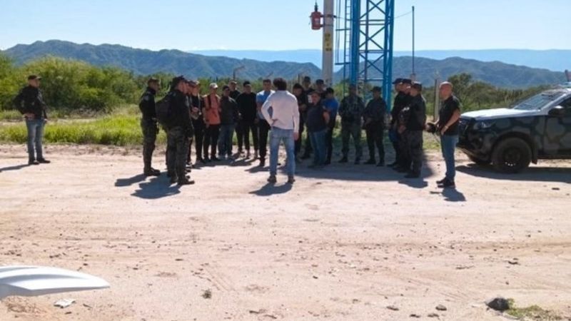 Intensa búsqueda de dos jóvenes desaparecidos en la Capital