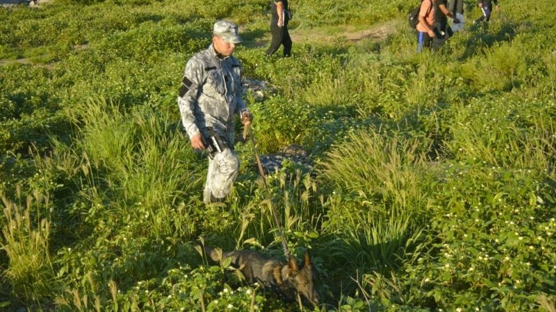 Intensa búsqueda de dos jóvenes desaparecidos en la Capital