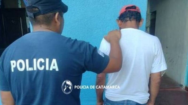 Robó una caja registradora