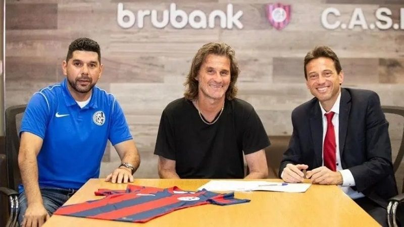 Es oficial, Insúa renovó con San Lorenzo