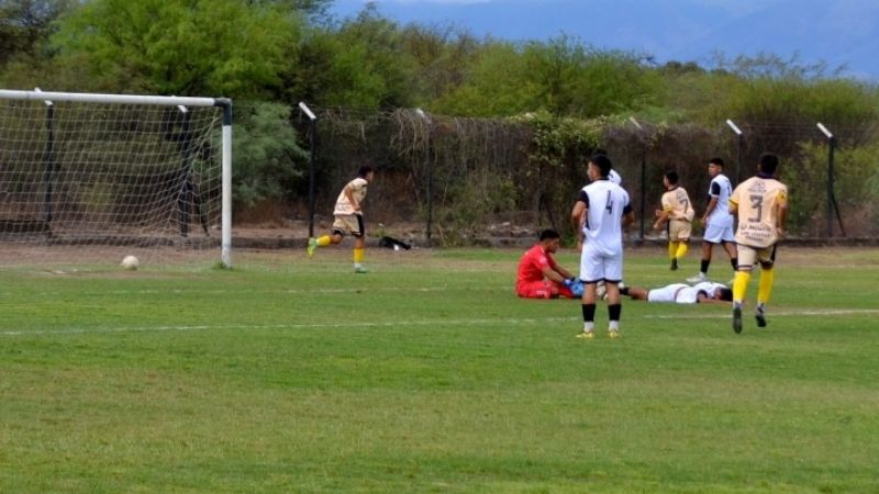Policial abrió en ganador el Clausura capitalino
