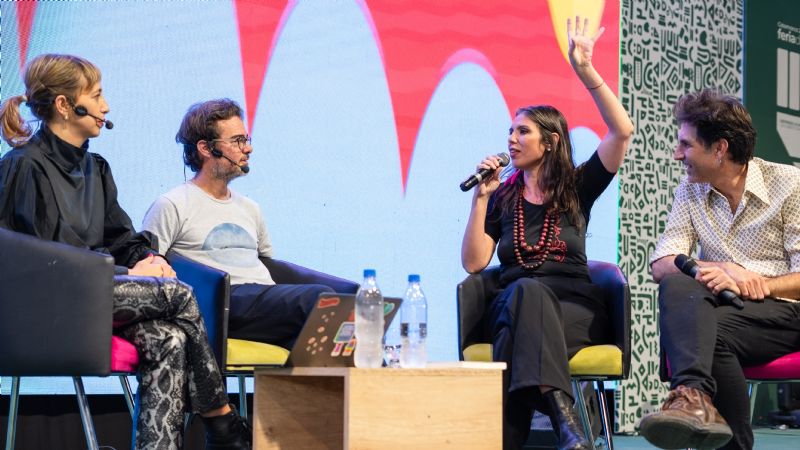 “Arte en Marte”, el primer magazine cultural en streaming llegó a la Feria del Libro