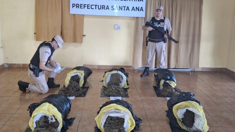 Encontraron bolsas con 80 kilos de marihuana valuadas en 200 millones de pesos