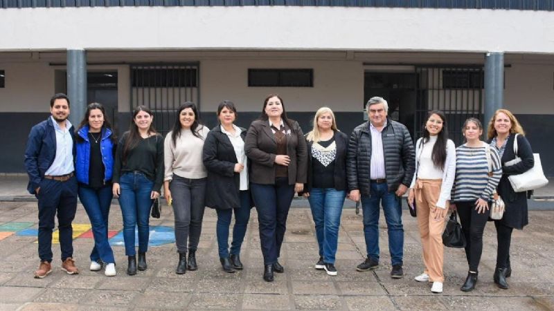 Diputados de la UCR recorren la provincia y exigen mejoras urgentes en educación y salud