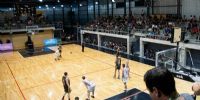 IMPORTNTE ACOMPAÑAMIENTO tuvo anoche Montmartre, en su debut en la Liga Argentina de Básquet.
