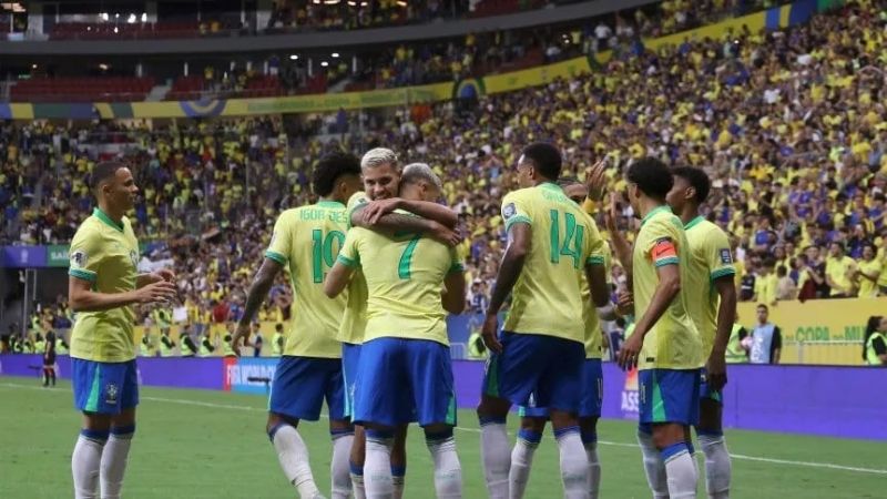 Brasil apabulló a Perú y se recuperó en la tabla