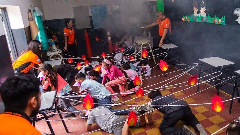 Simulacro de incendio en escuelas de San Pedro