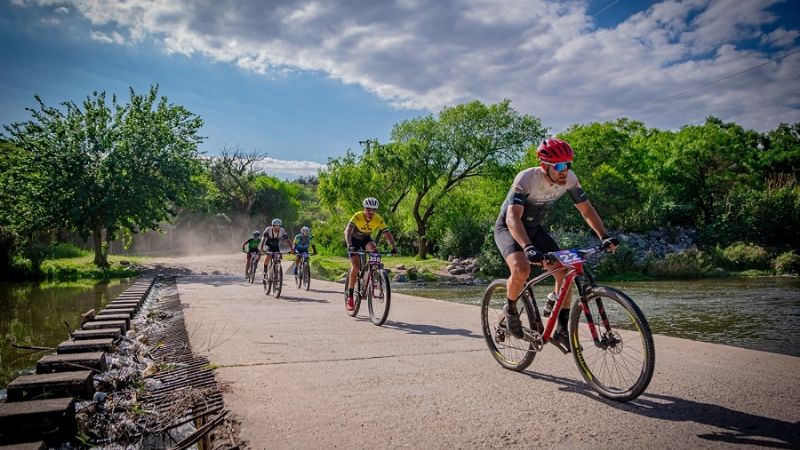 Más de 250 ciclistas en del Desafío Fray 2024
