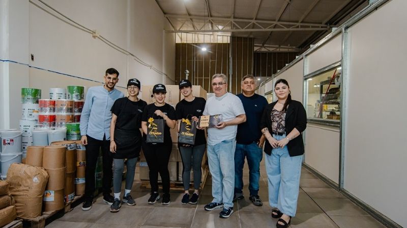 Afajores El Rodeo realiza su primera exportación internacional