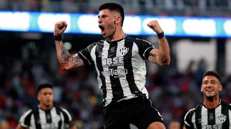 River y Vélez, 1 a 1, que conformó más al puntero