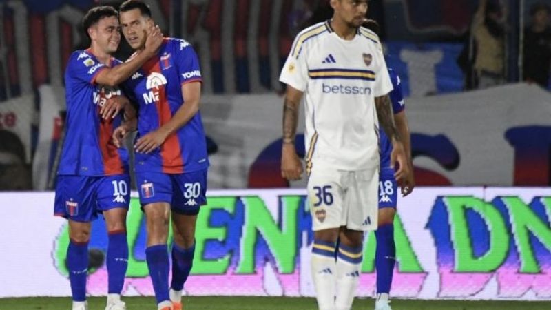 Tigre goleó 3-0 a Boca, en el debut de Gago