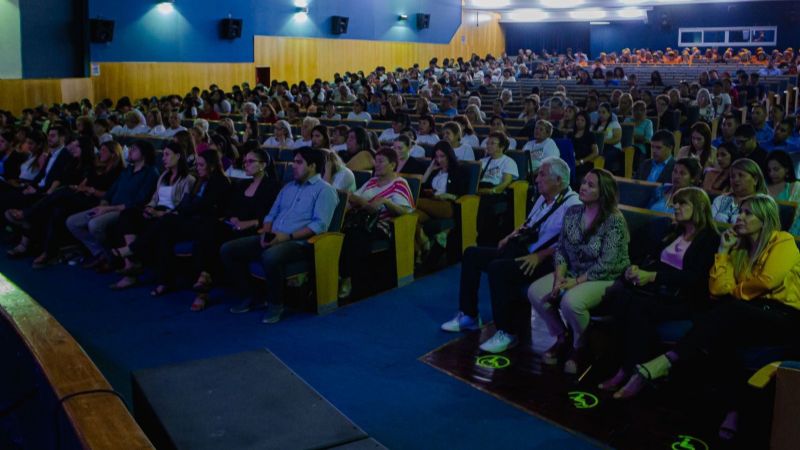 "Sabiduría y Energía: La Nueva Era de los Adultos Mayores"