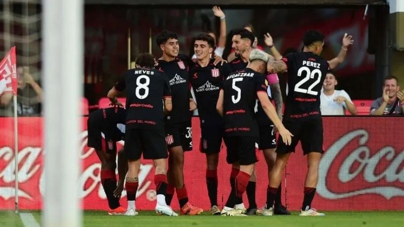 Triunfos de Godoy, Argentinos y Estudiantes