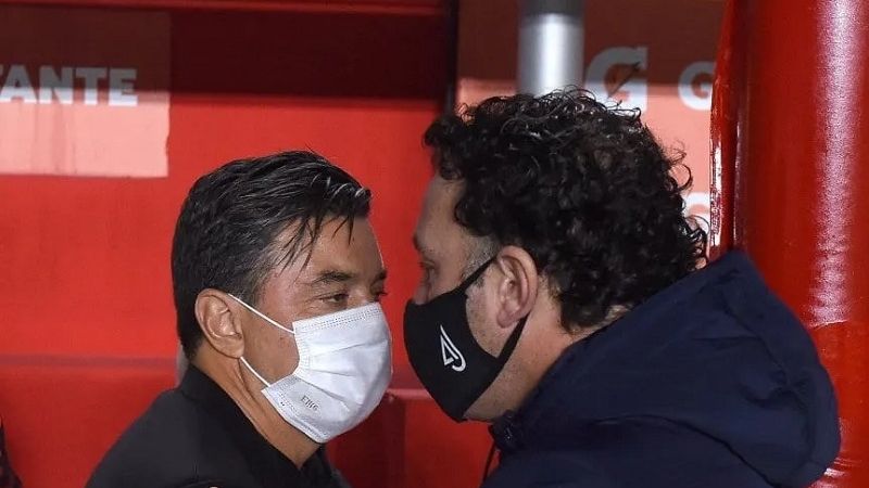 Gallardo-Milito, duelo histórico entre la amistad y las camisetas