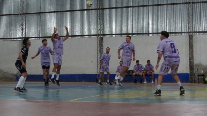 Chumbicha Voley volvió al triunfo ante la Merced