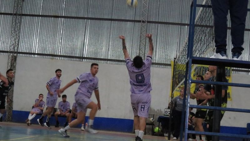 Chumbicha Voley volvió al triunfo ante la Merced