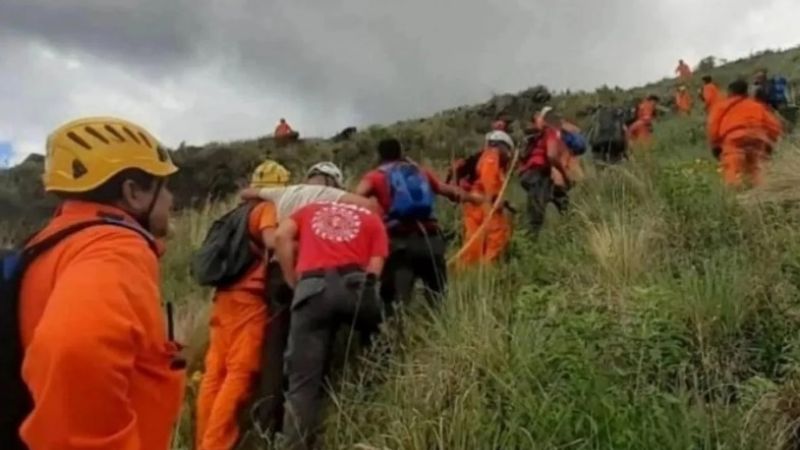 Rescataron a 47 niños de Rosario en el Cerro Champaquí
