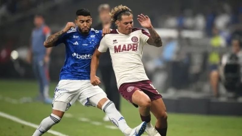 Lanús rescató un valioso empate 1-1 ante Cruzeiro