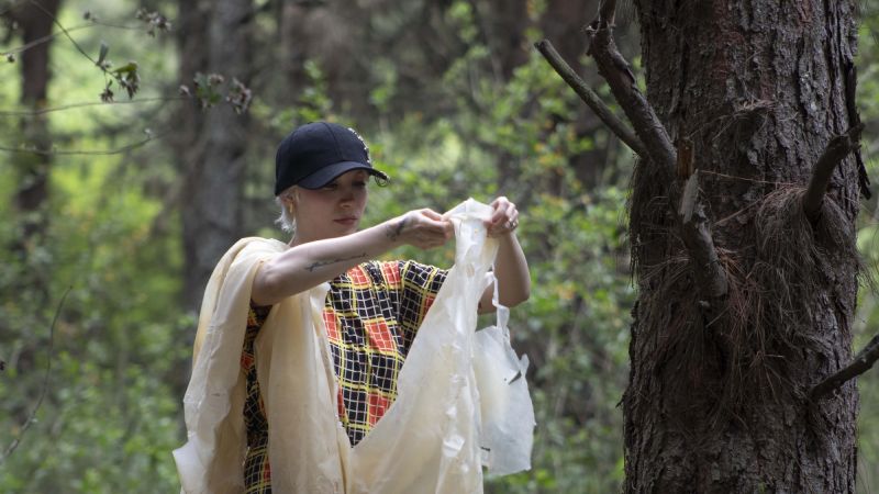 Inició la doble residencia artística de Raíces y La Ira de Dios