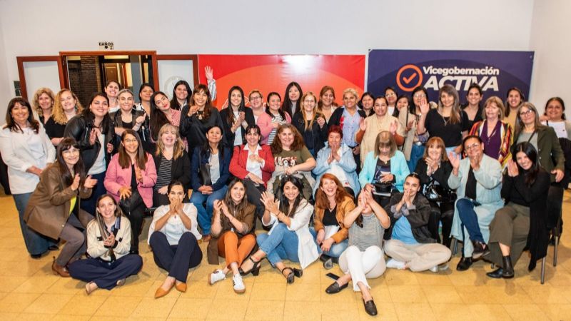 Se realizó el primer encuentro de mujeres "El poder de las Mariposas: Camino el 25N"