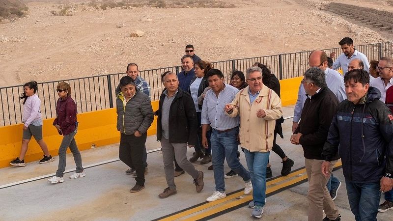 Fue inaugurado en Fiambalá el nuevo puente vial que lleva a Las Termas