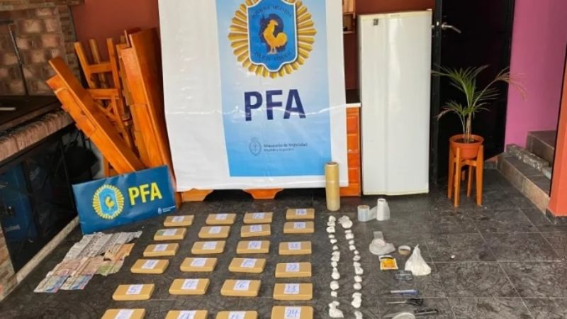 Enfermero facilitaba drogas en una árcel