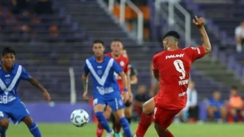 Vélez defiende la cima frente a Belgrano