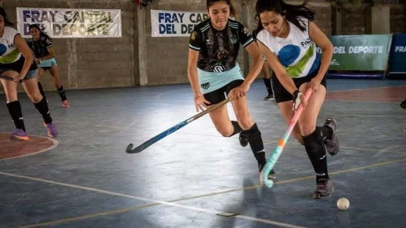 Hockey Pista Mixto en San Martín del Bañado