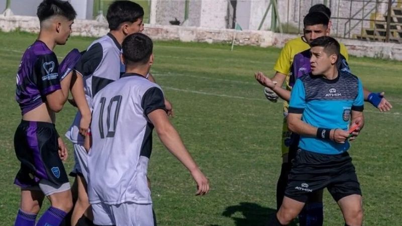El CAI no aprende, otro jugador severamente sancionado