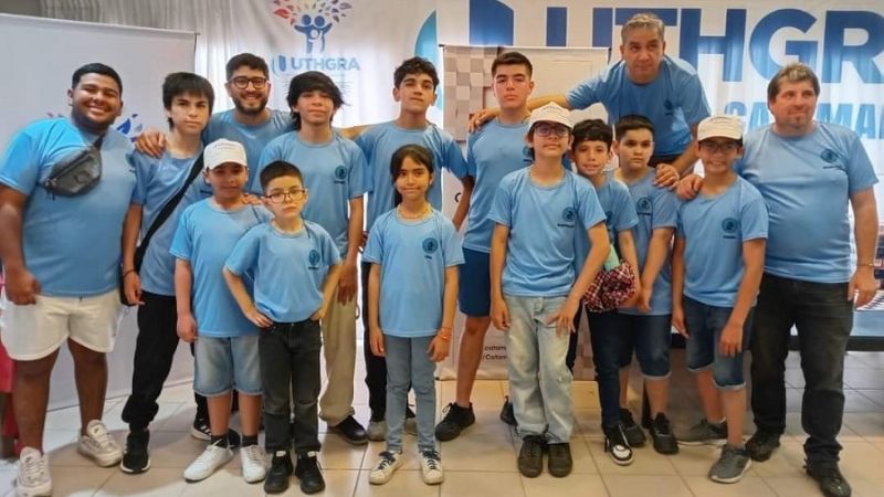 Exitoso torneo en UTHGRA con 60 ajedrecistas
