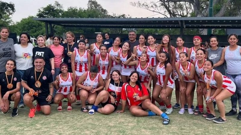 Histórico 3er. puesto de Va. Dolores, en Regional de Hockey