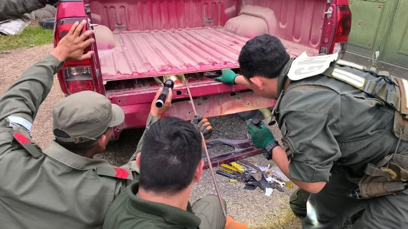 Detuvieron a tres personas con 84 kilos de cocaína