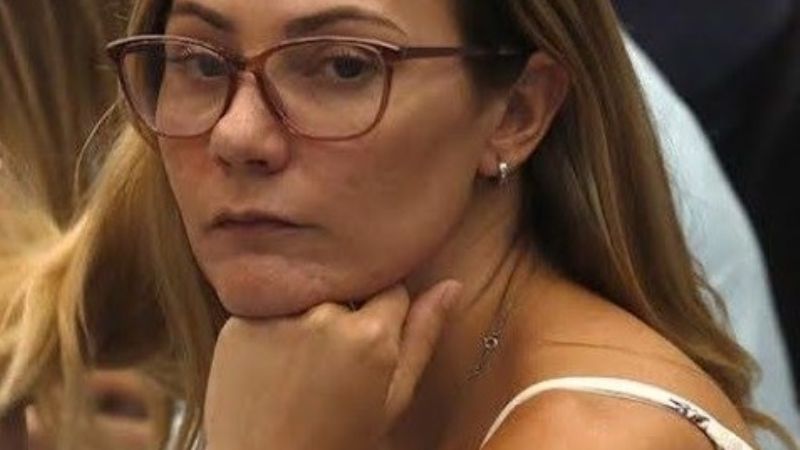 Veto universitario: Fernanda Avila no bajó al recinto en clara obediencia a Jalil