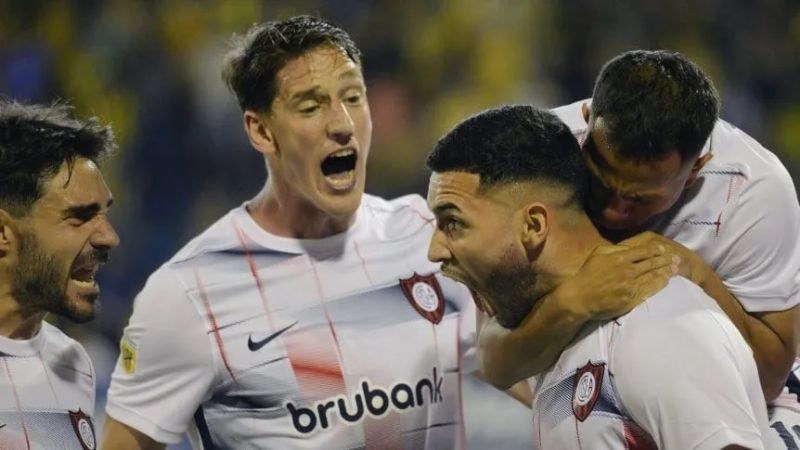 San Lorenzo venció a Central con una “canallada” del VAR